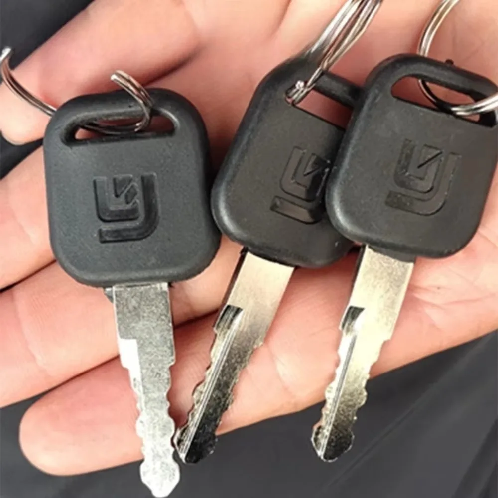 2PCS New 34B0557 Key with Bott - Heavy Equipment Keychain 评论和价格