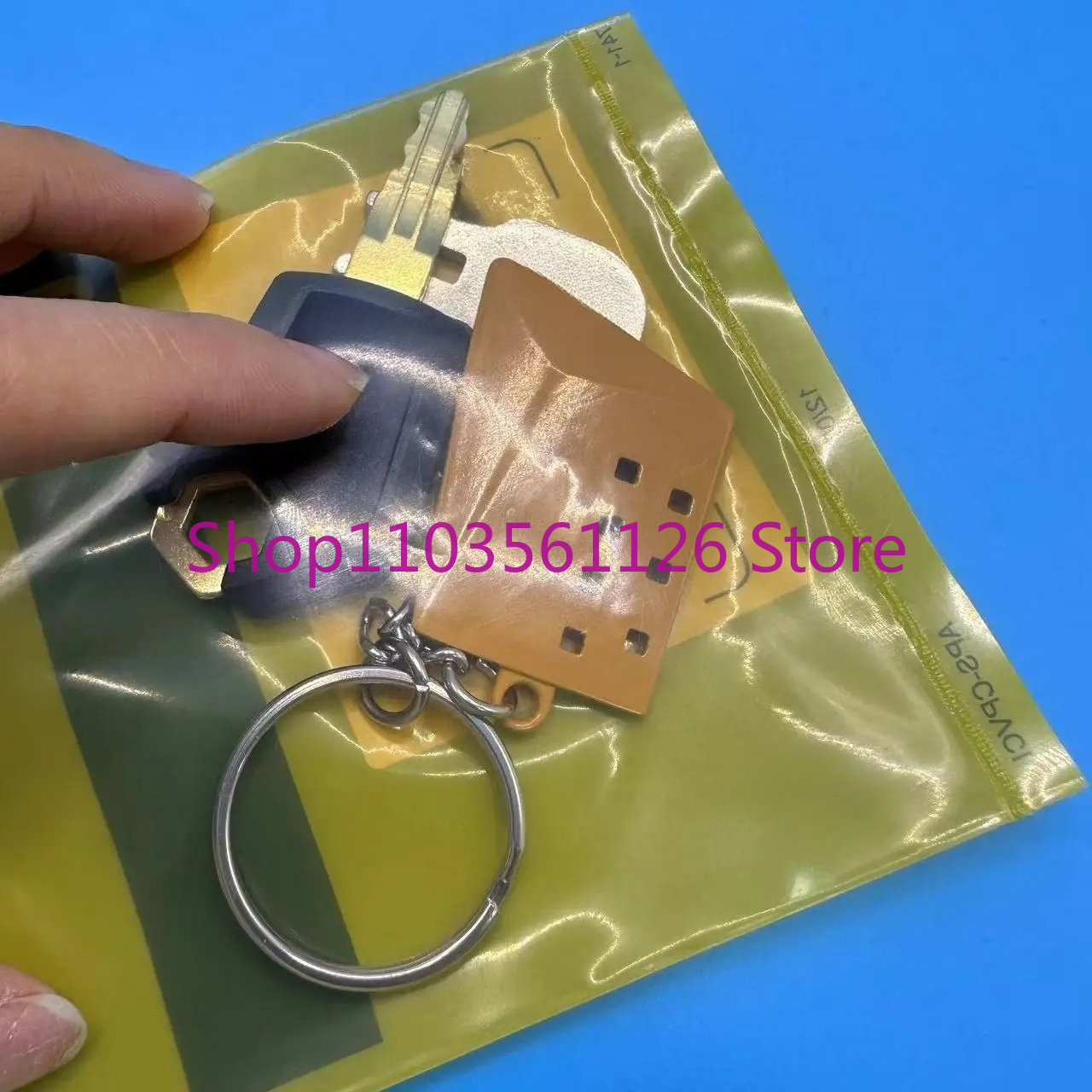 5P8500 8H5306 with Bucket Key  - Heavy Equipment Keychain 评论和价格