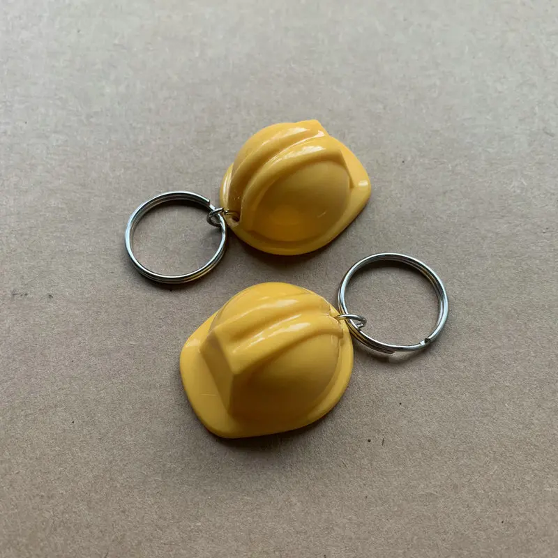 3D safety helmet keychain key  - Heavy Equipment Keychain 评论和价格
